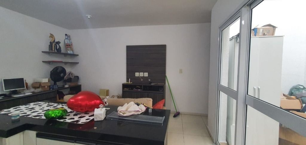 Apartamento à venda com 2 quartos, 52m² - Foto 5