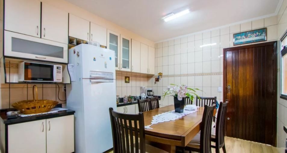 Casa à venda com 3 quartos, 198m² - Foto 6