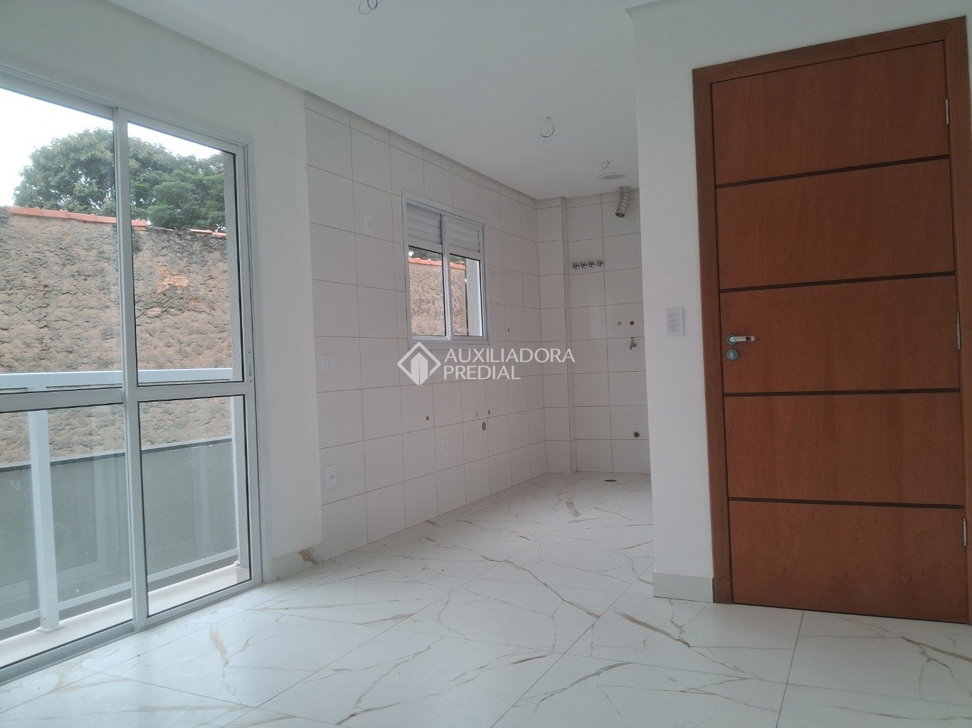 Apartamento à venda com 2 quartos, 44m² - Foto 1