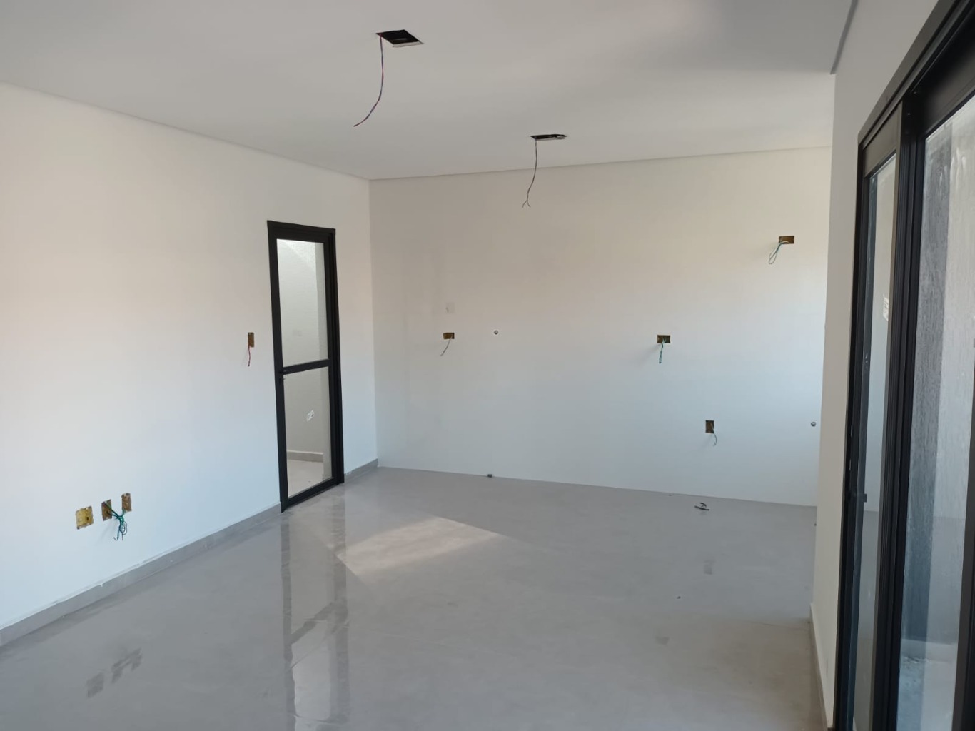 Casa à venda com 3 quartos, 105m² - Foto 5