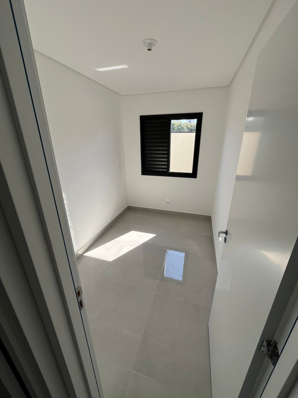 Apartamento à venda com 3 quartos, 85m² - Foto 6