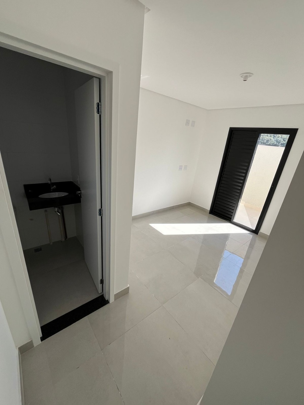 Apartamento à venda com 3 quartos, 85m² - Foto 8