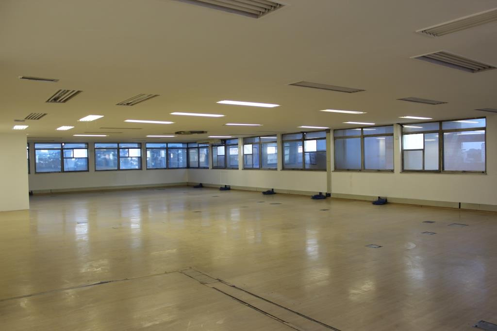 Conjunto Comercial-Sala à venda com 1 quarto, 517m² - Foto 1