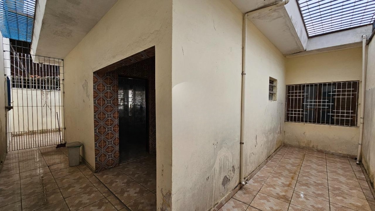 Casa à venda com 3 quartos, 236m² - Foto 34