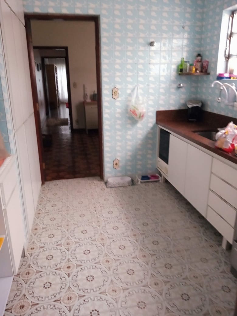 Casa à venda com 3 quartos, 236m² - Foto 11