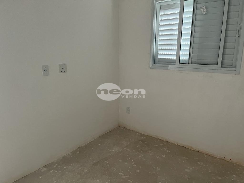 Apartamento à venda com 2 quartos, 40m² - Foto 5