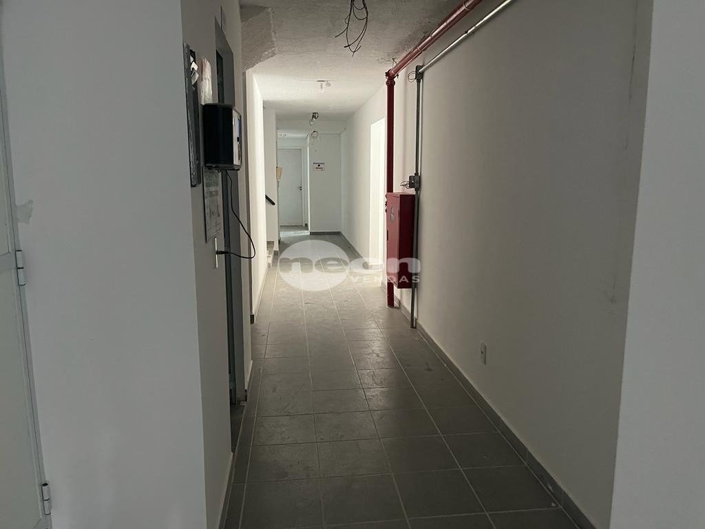 Apartamento à venda com 2 quartos, 40m² - Foto 9