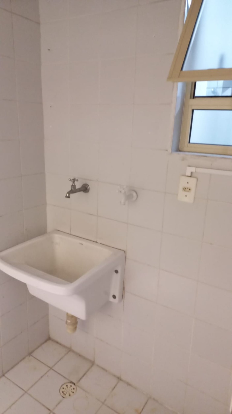 Apartamento à venda com 2 quartos, 53m² - Foto 11