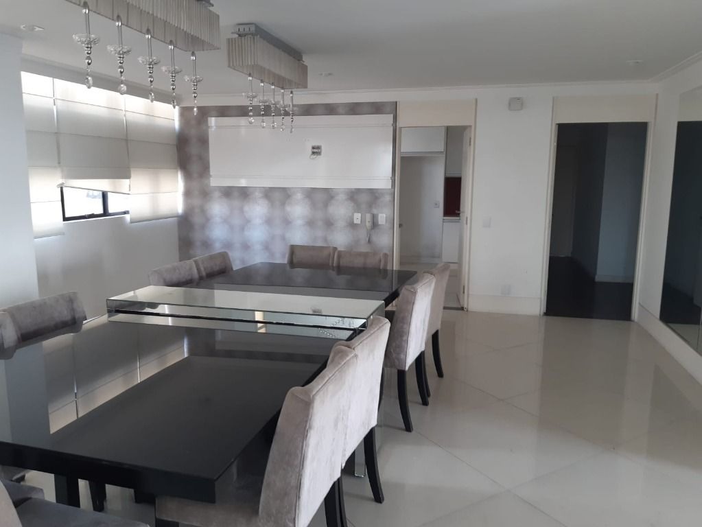 Apartamento à venda com 2 quartos, 298m² - Foto 1