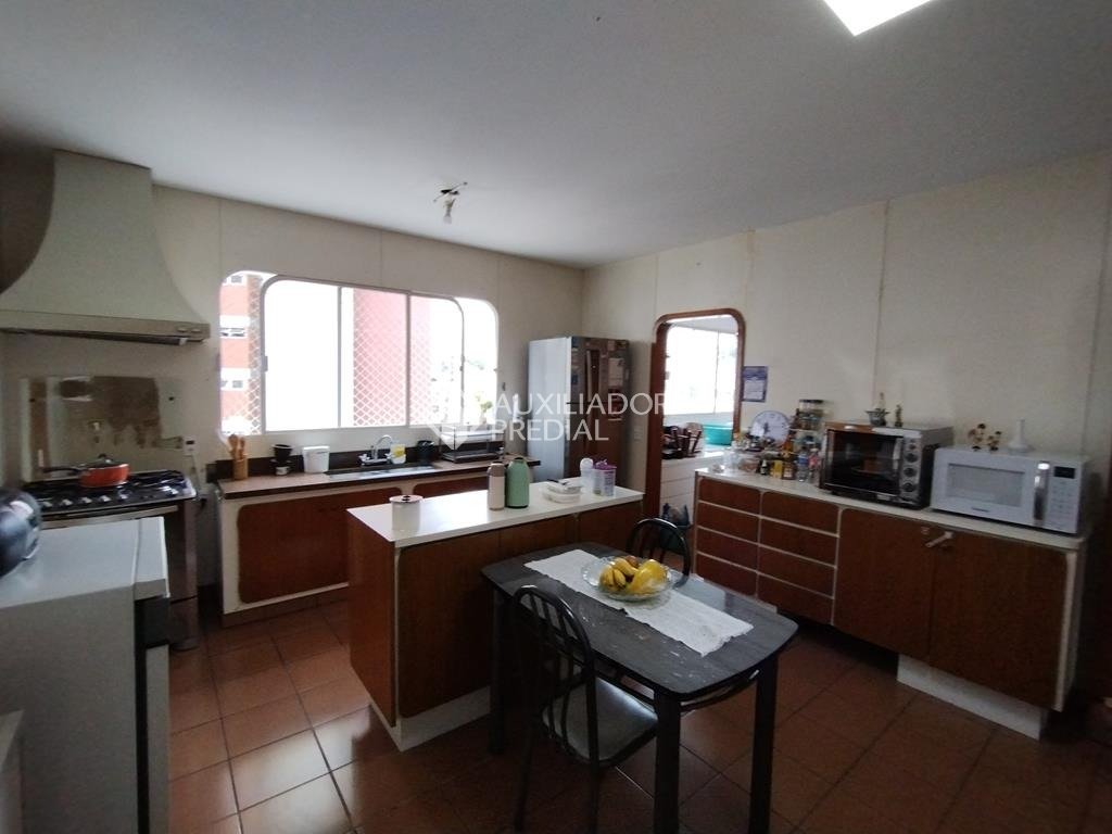 Apartamento à venda com 4 quartos, 152m² - Foto 9