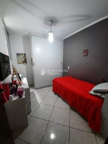 Casa à venda com 3 quartos, 252m² - Foto 5