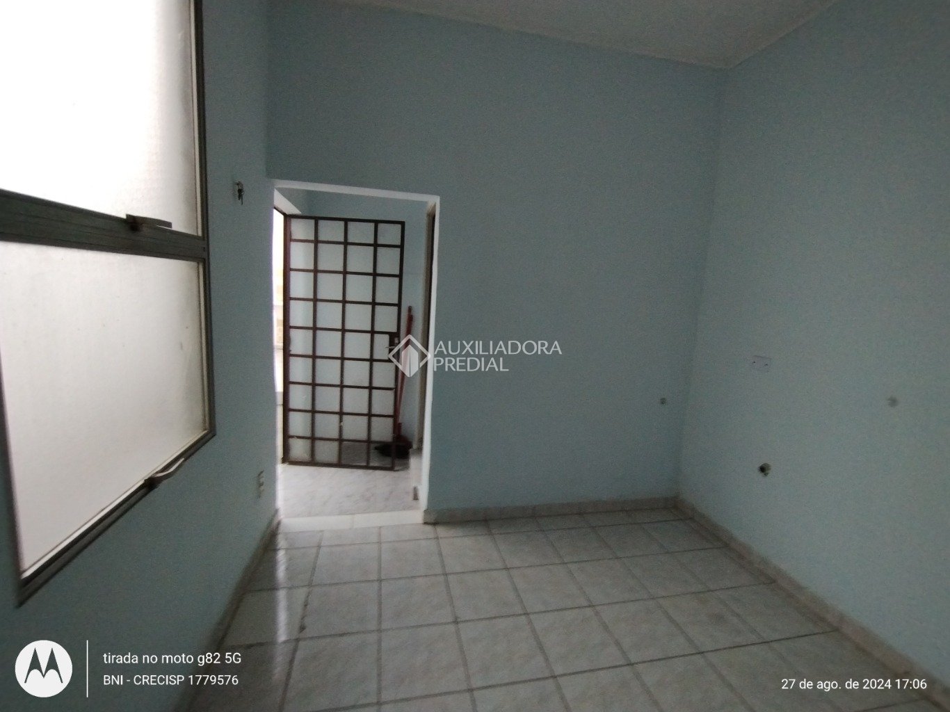 Casa Comercial à venda com 2 quartos, 64m² - Foto 11