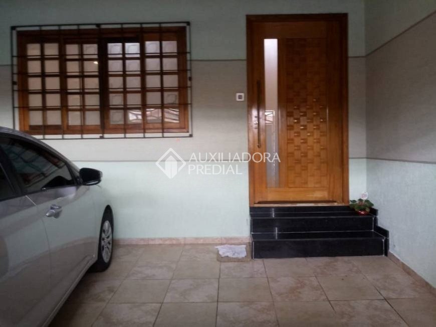 Casa à venda com 3 quartos, 134m² - Foto 2