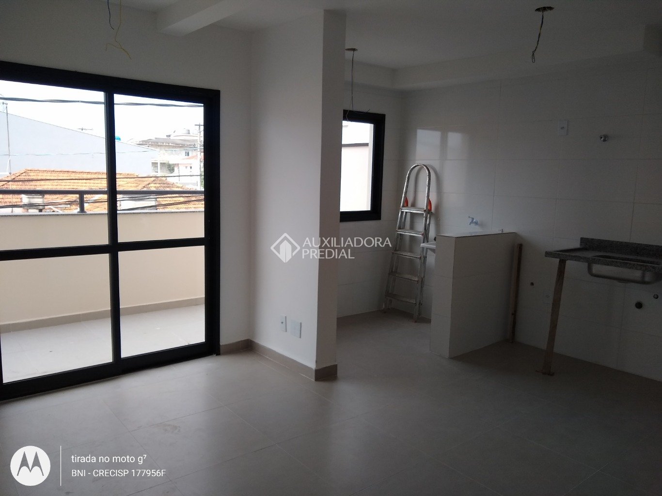 Apartamento à venda com 2 quartos, 49m² - Foto 3