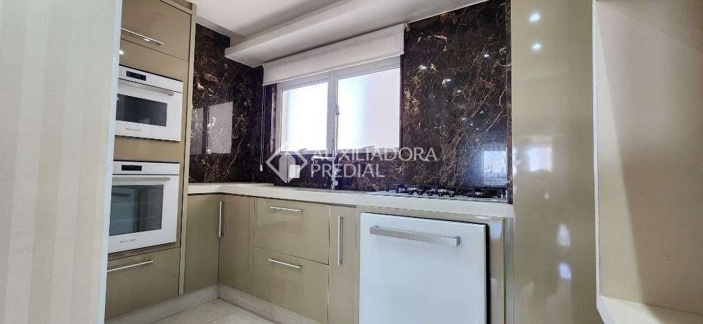 Apartamento à venda com 3 quartos, 167m² - Foto 3