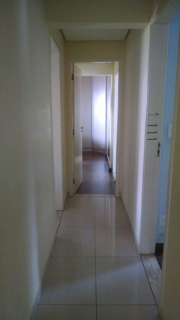 Apartamento à venda com 3 quartos, 133m² - Foto 10