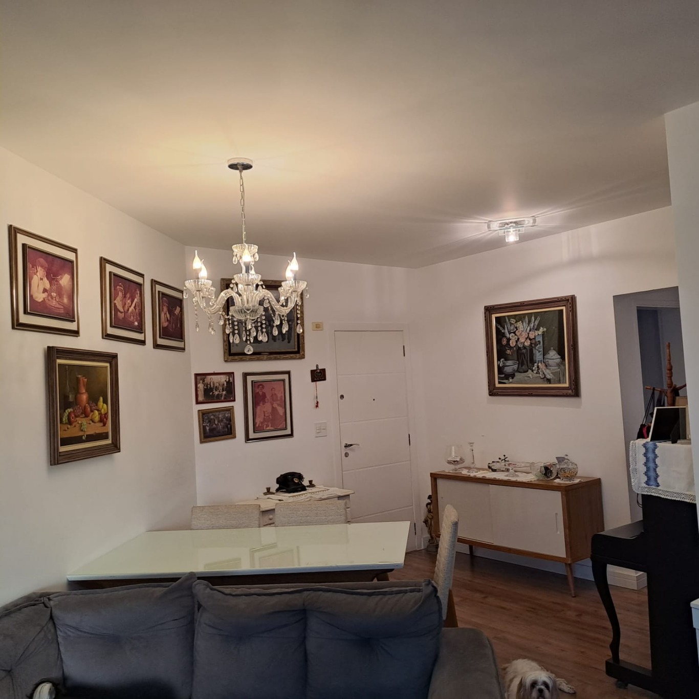 Apartamento à venda com 3 quartos, 133m² - Foto 2