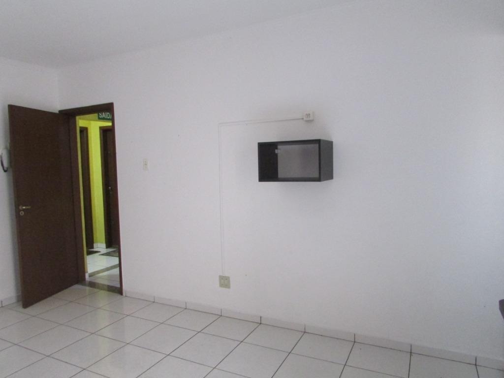 Conjunto Comercial-Sala à venda com 1 quarto, 27m² - Foto 1