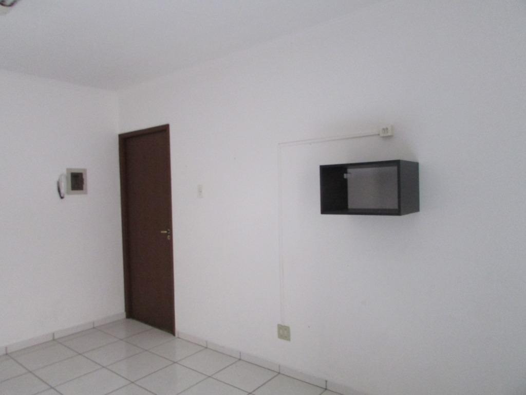 Conjunto Comercial-Sala à venda com 1 quarto, 27m² - Foto 6