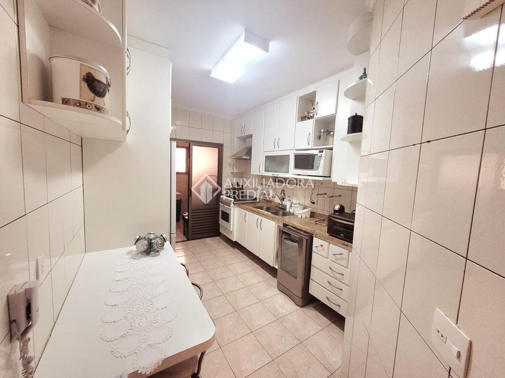 Apartamento à venda com 3 quartos, 115m² - Foto 8