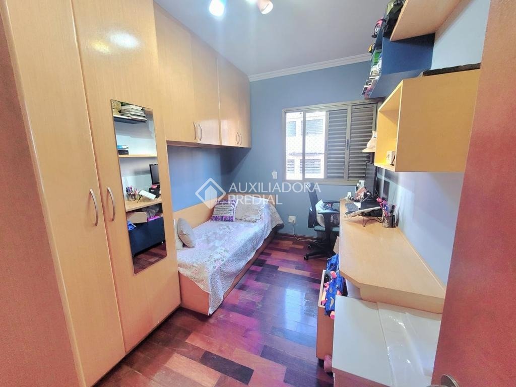 Apartamento à venda com 3 quartos, 115m² - Foto 9