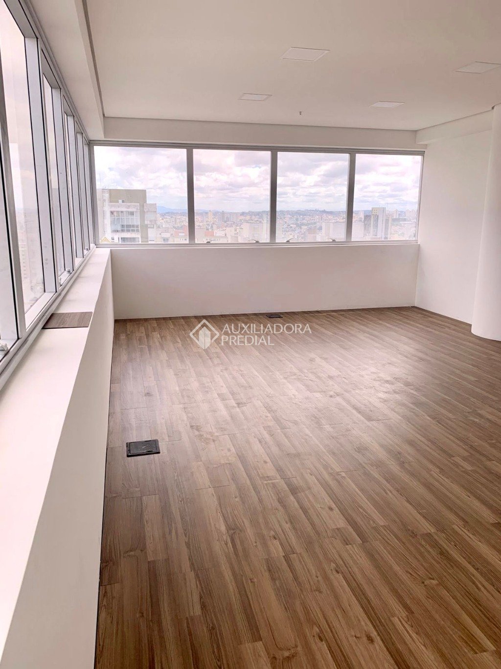 Conjunto Comercial-Sala à venda com 1 quarto, 37m² - Foto 5