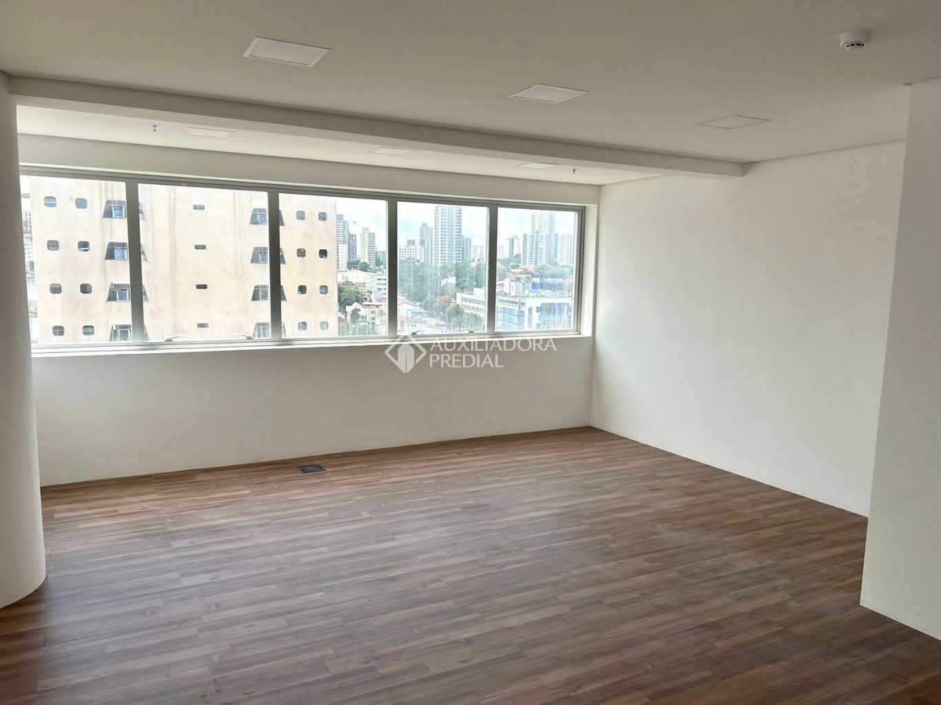 Conjunto Comercial-Sala à venda com 1 quarto, 37m² - Foto 13