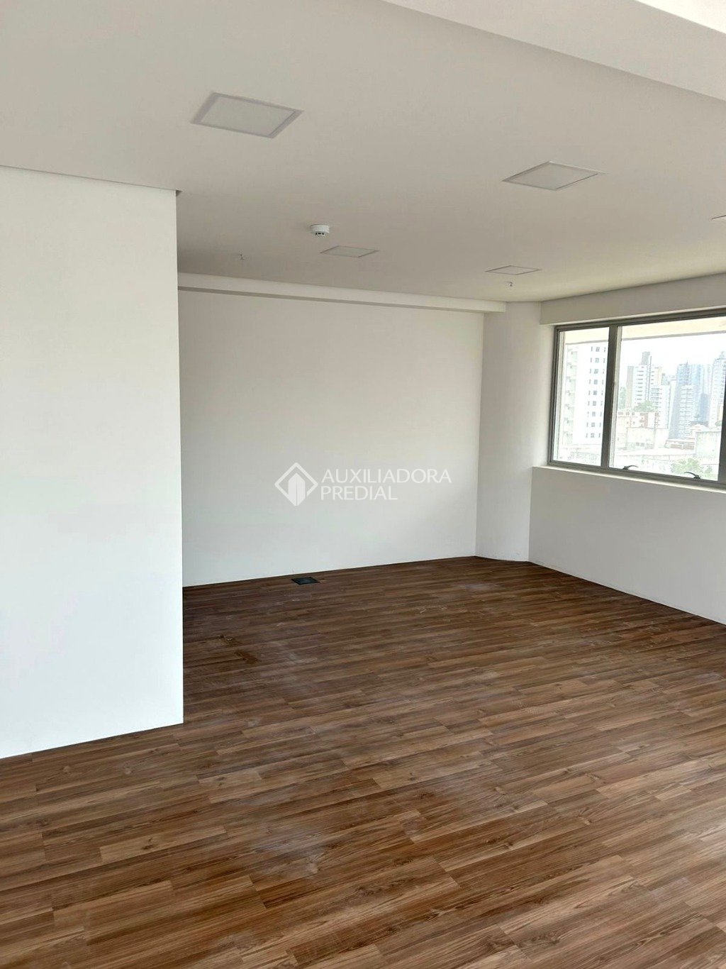 Conjunto Comercial-Sala à venda com 1 quarto, 37m² - Foto 7