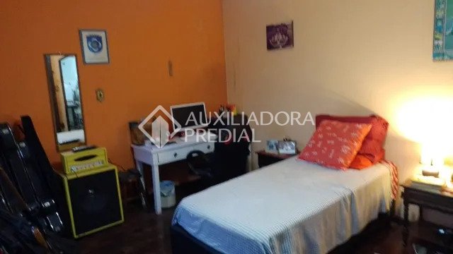 Casa à venda com 4 quartos, 314m² - Foto 5