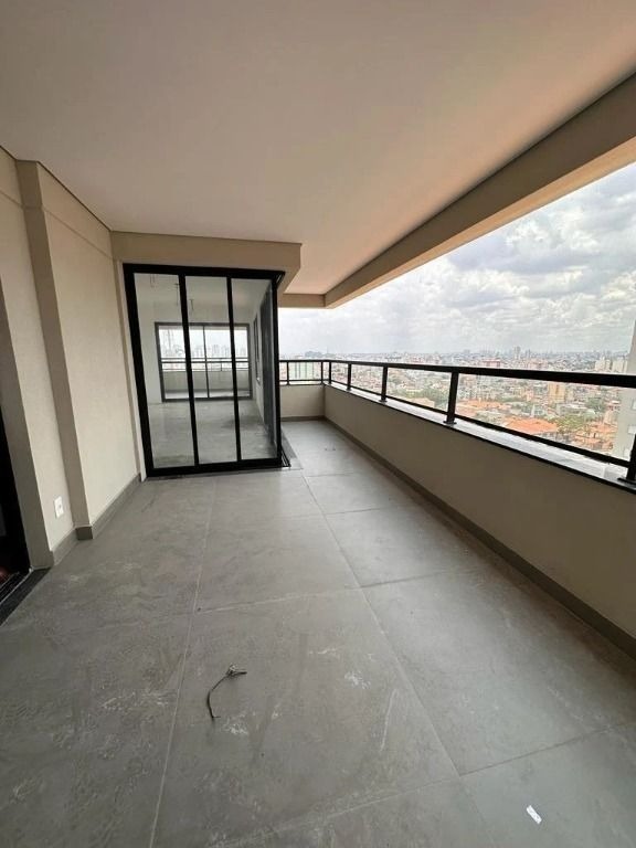 Apartamento à venda com 3 quartos, 161m² - Foto 5