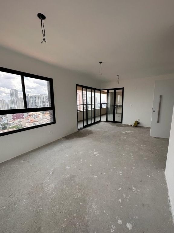 Apartamento à venda com 3 quartos, 161m² - Foto 6