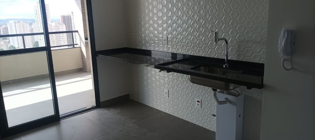 Apartamento à venda com 3 quartos, 161m² - Foto 3