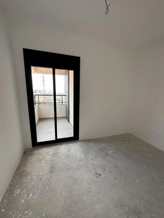 Apartamento à venda com 3 quartos, 161m² - Foto 13