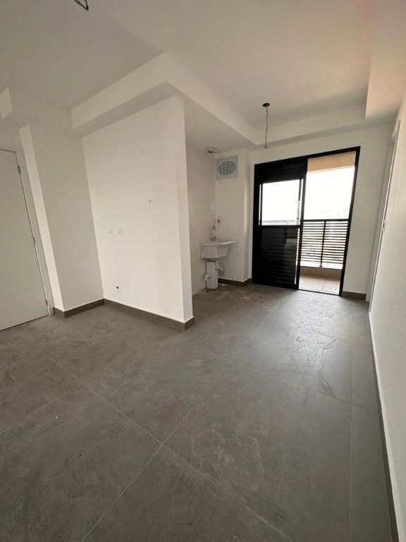 Apartamento à venda com 3 quartos, 161m² - Foto 14