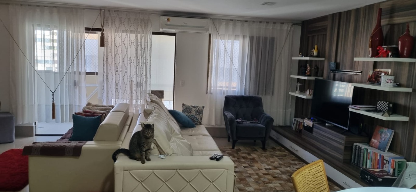 Apartamento à venda com 3 quartos, 122m² - Foto 3