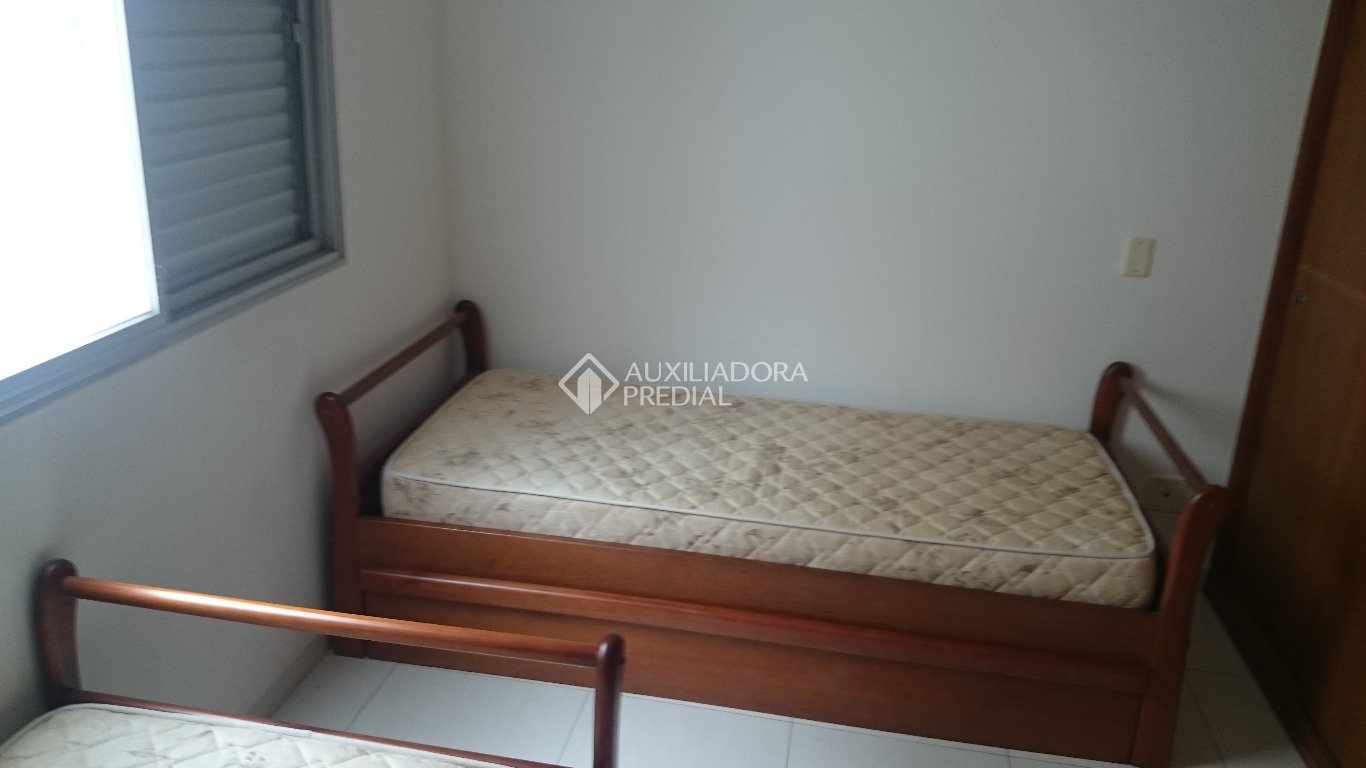 Apartamento à venda com 3 quartos, 87m² - Foto 15