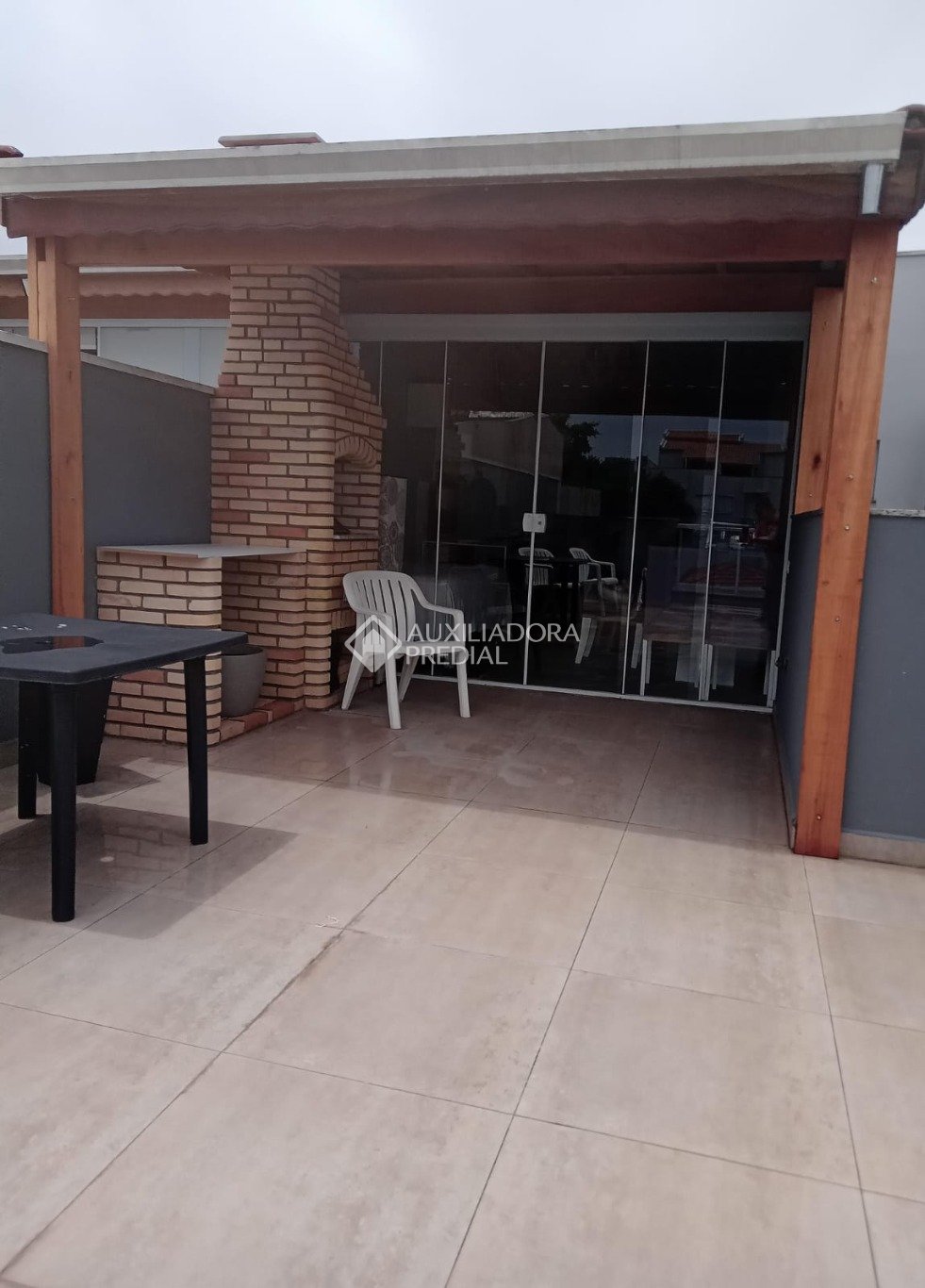 Cobertura à venda com 3 quartos, 140m² - Foto 2