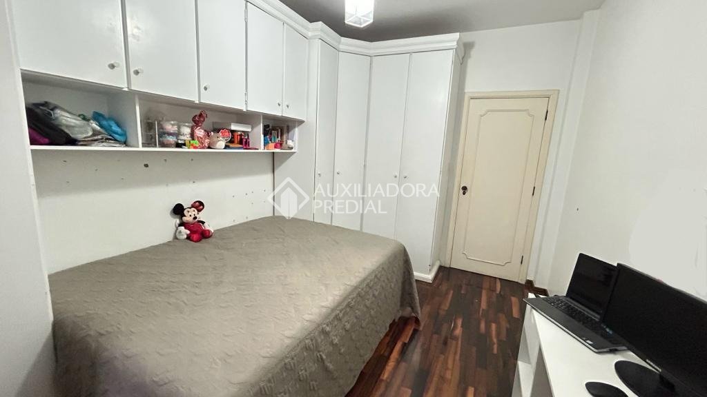 Apartamento à venda com 3 quartos, 175m² - Foto 14