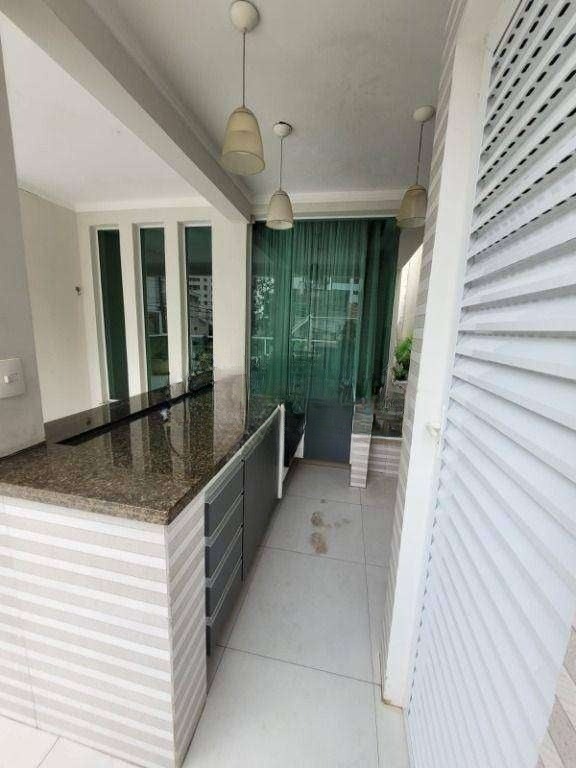 Casa à venda com 3 quartos, 210m² - Foto 6