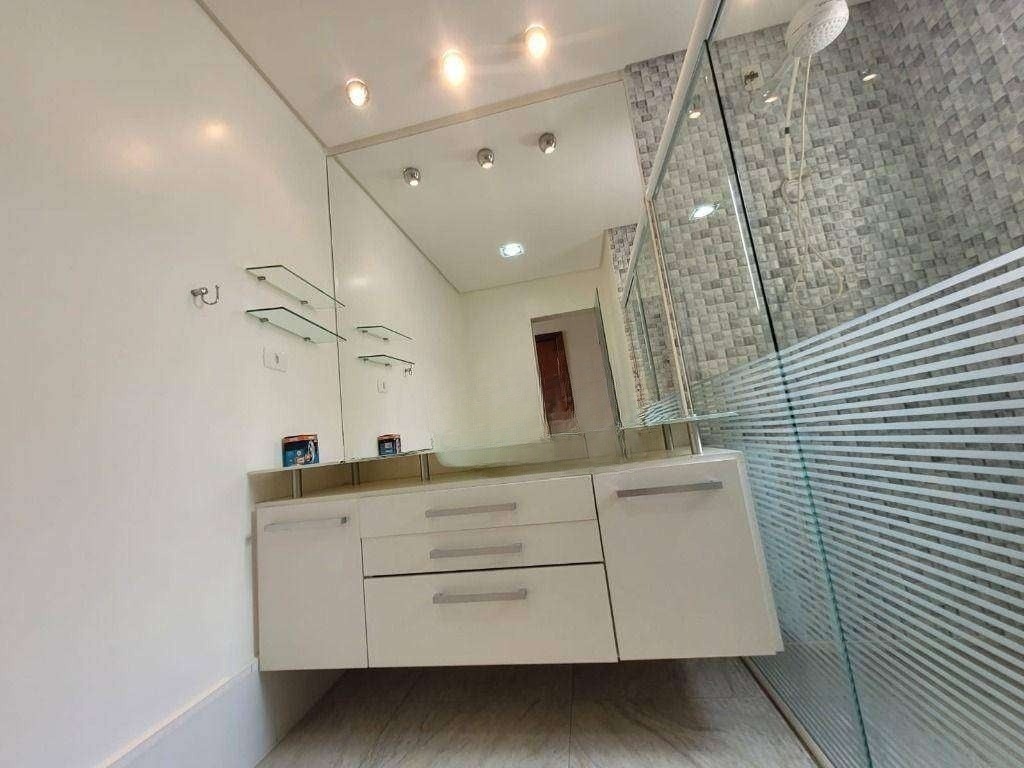 Casa à venda com 3 quartos, 210m² - Foto 12