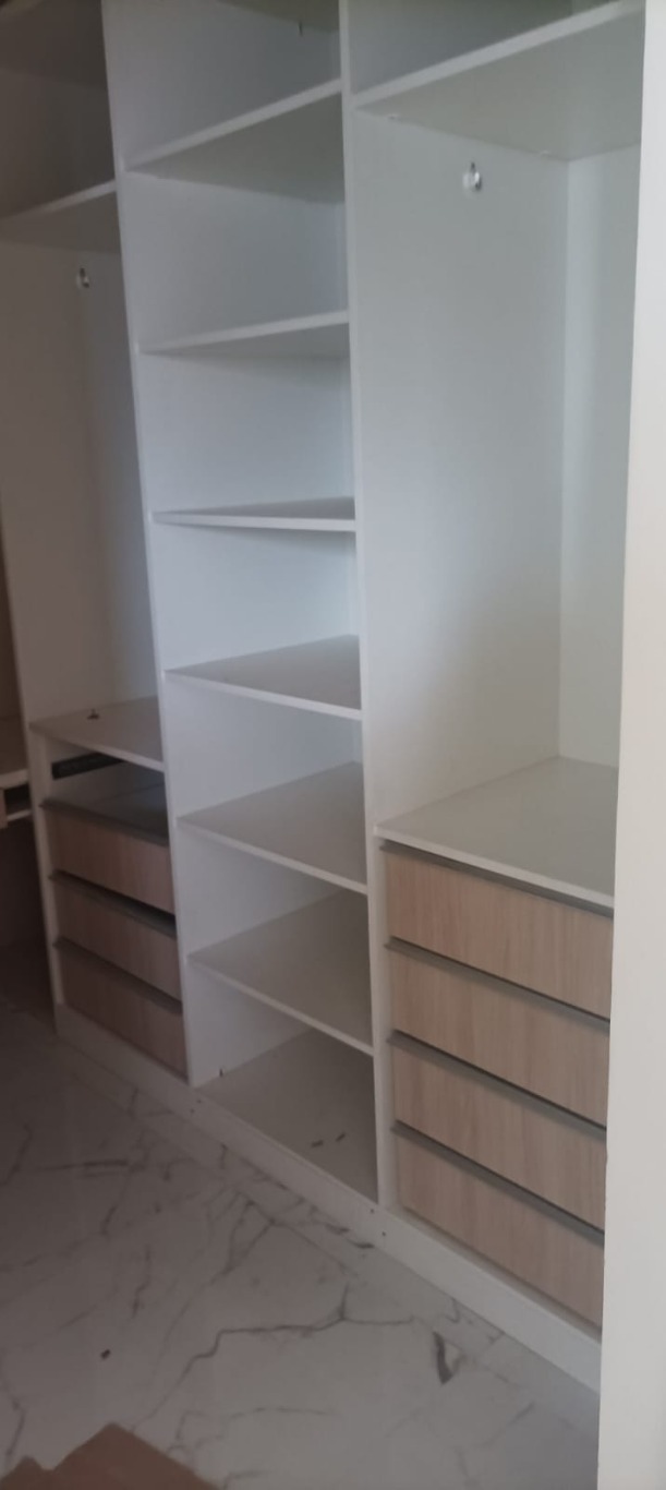 Apartamento à venda com 3 quartos, 96m² - Foto 9