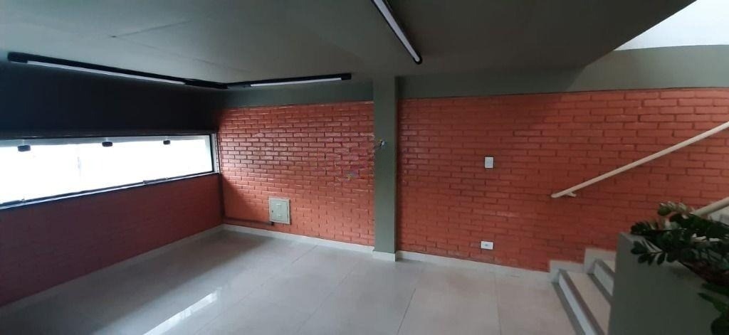 Depósito-Galpão-Armazém à venda com 1 quarto, 1068m² - Foto 6