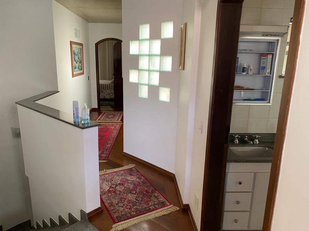 Casa à venda com 4 quartos, 410m² - Foto 17