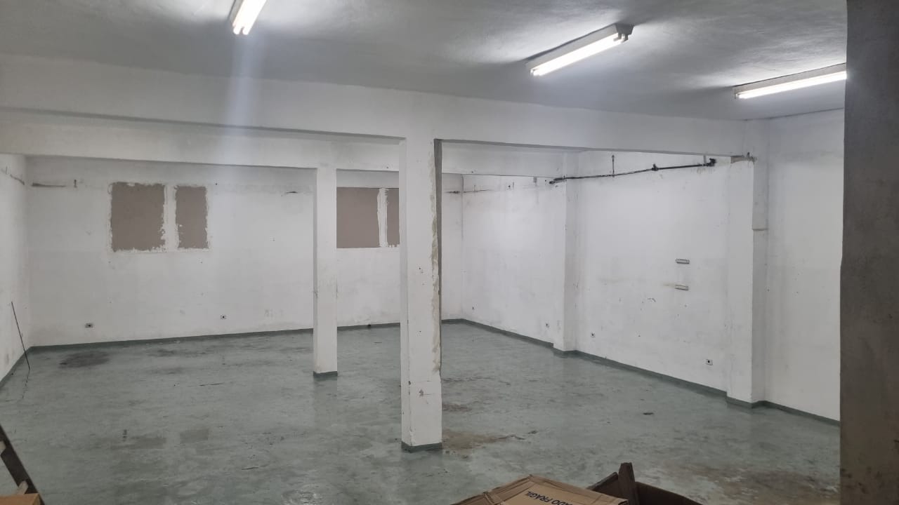 Imóvel Comercial Padrão à venda com 1 quarto, 700m² - Foto 5