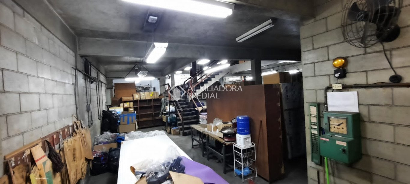 Prédio Inteiro à venda com 1 quarto, 1000m² - Foto 5