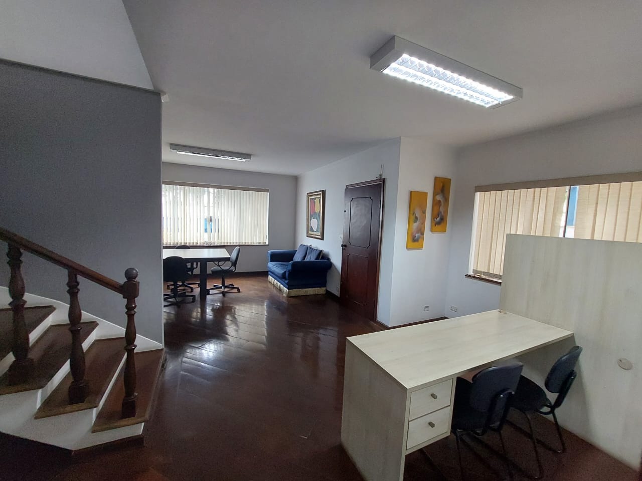 Casa à venda com 3 quartos, 271m² - Foto 4