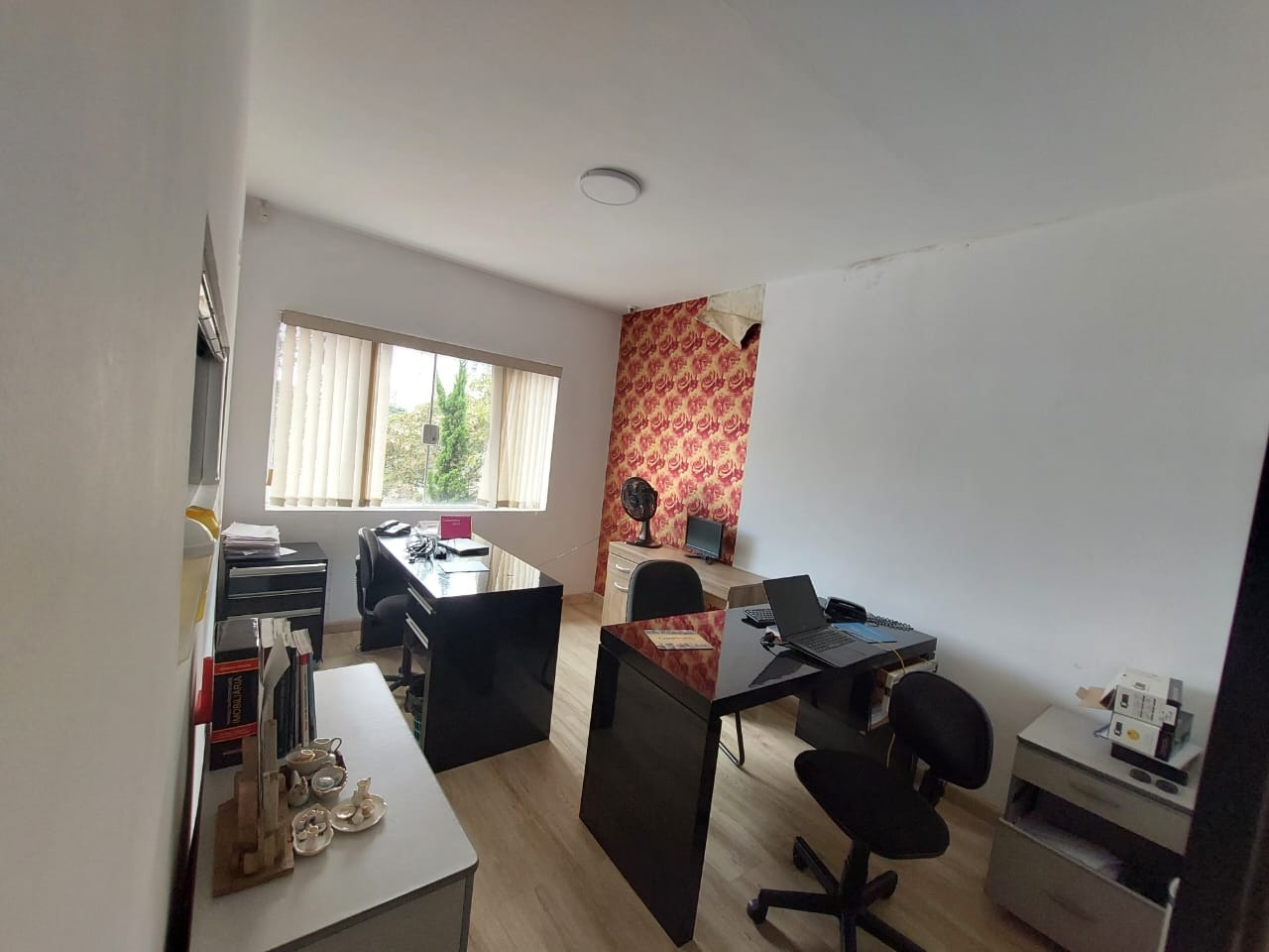 Casa à venda com 3 quartos, 271m² - Foto 15