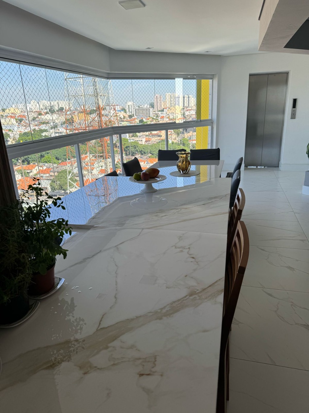 Apartamento à venda com 3 quartos, 160m² - Foto 4