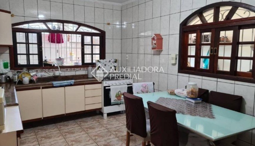 Casa à venda com 3 quartos, 129m² - Foto 6