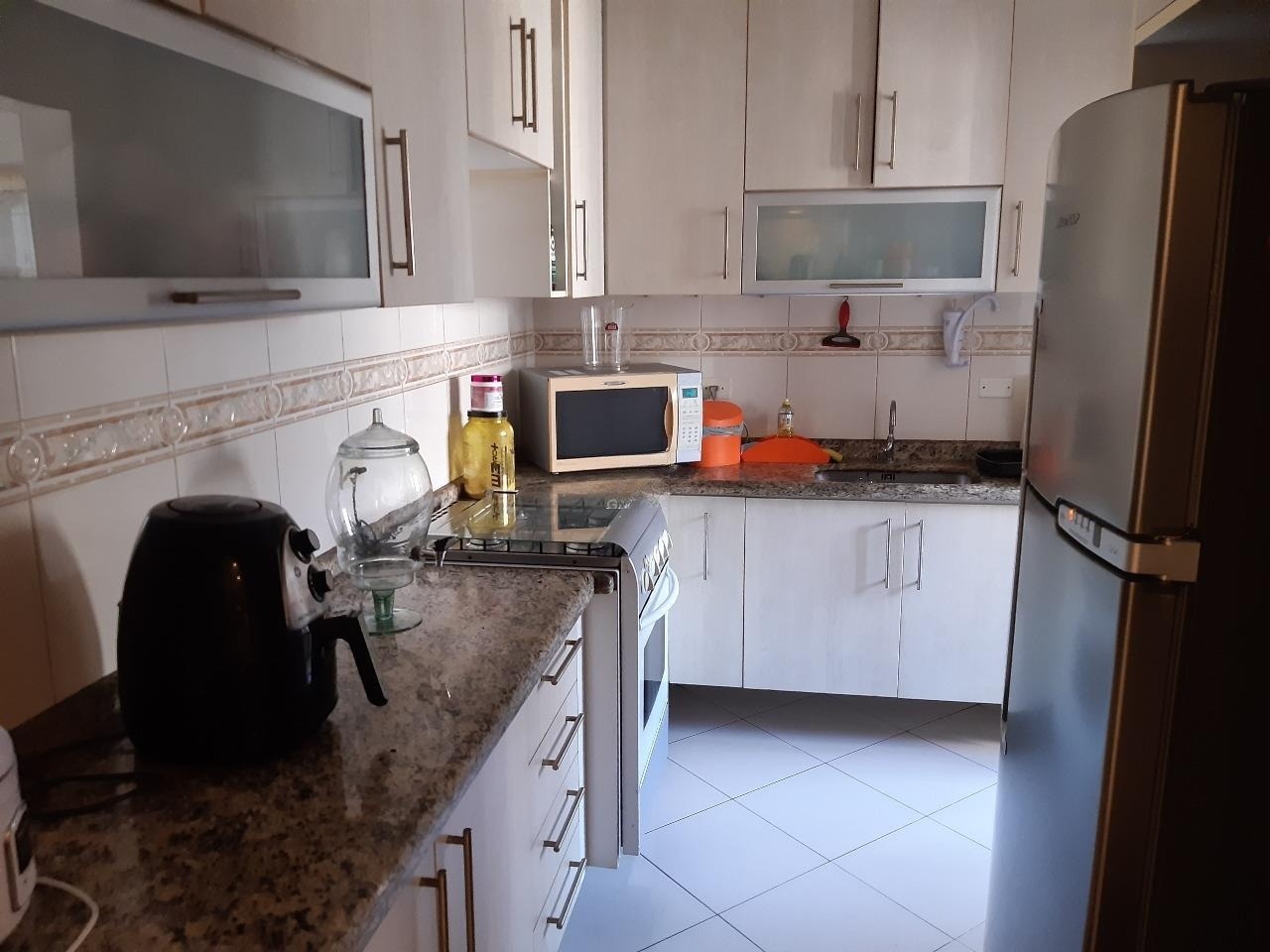 Apartamento à venda com 2 quartos, 63m² - Foto 3